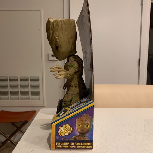 Guardians Of The Galaxy Dancing Groot by Hasbro Marvel - Picture 7 of 8